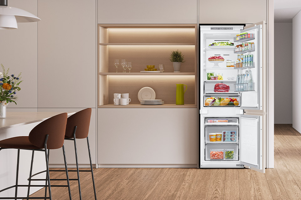 Lodówka do zabudowy Samsung BRB70F26DES0EO o pojemności 267 l
