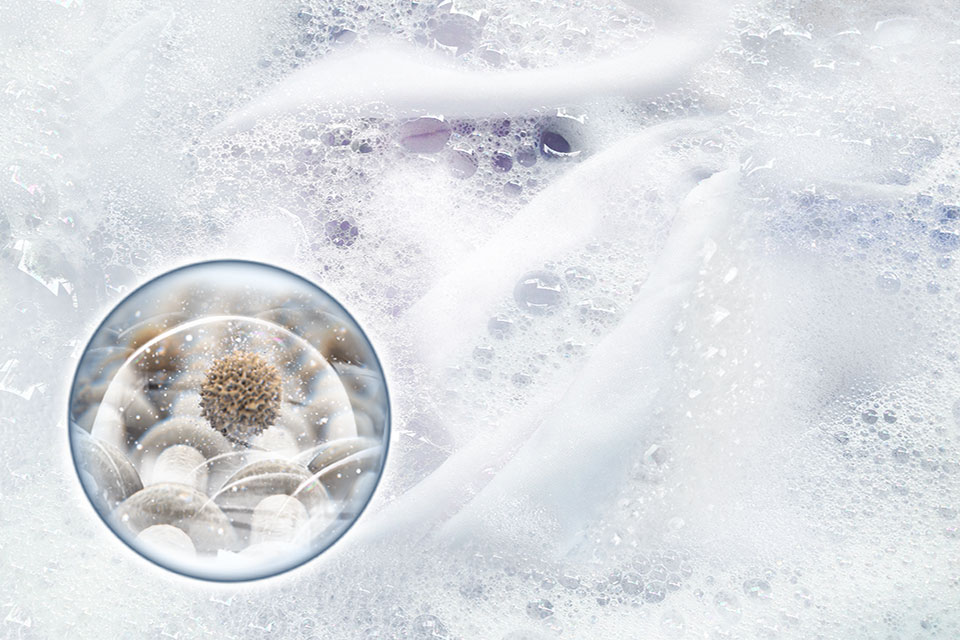 usuwa najtrudniejsze plamy